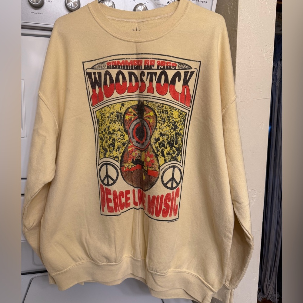Woodstock Graphic Sweatshirt